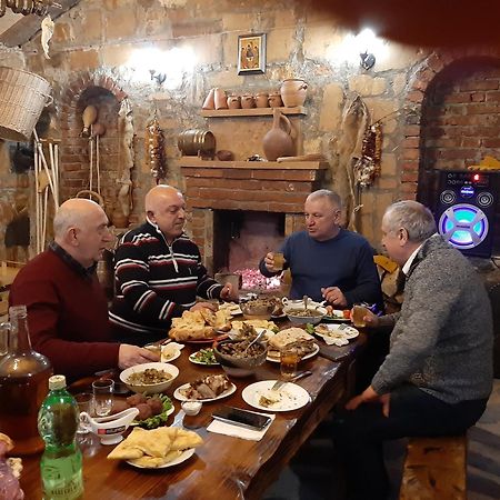 Guest House Godogani Kültér fotó