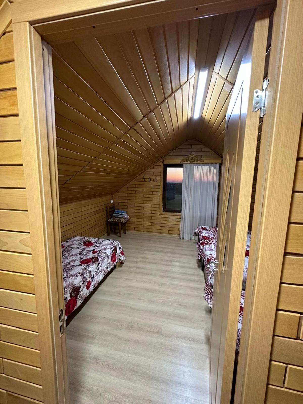 Guest House Godogani Kültér fotó