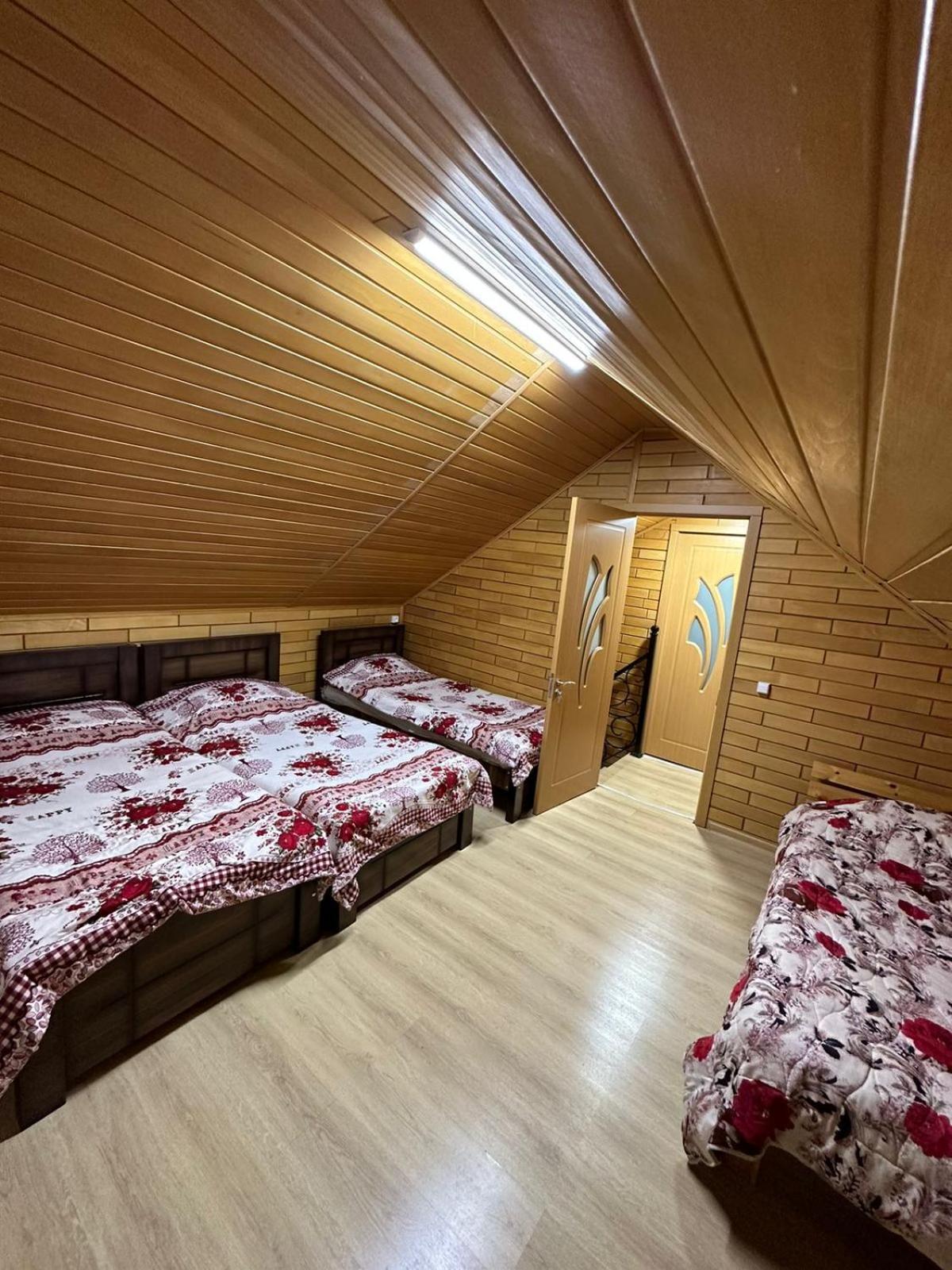 Guest House Godogani Kültér fotó