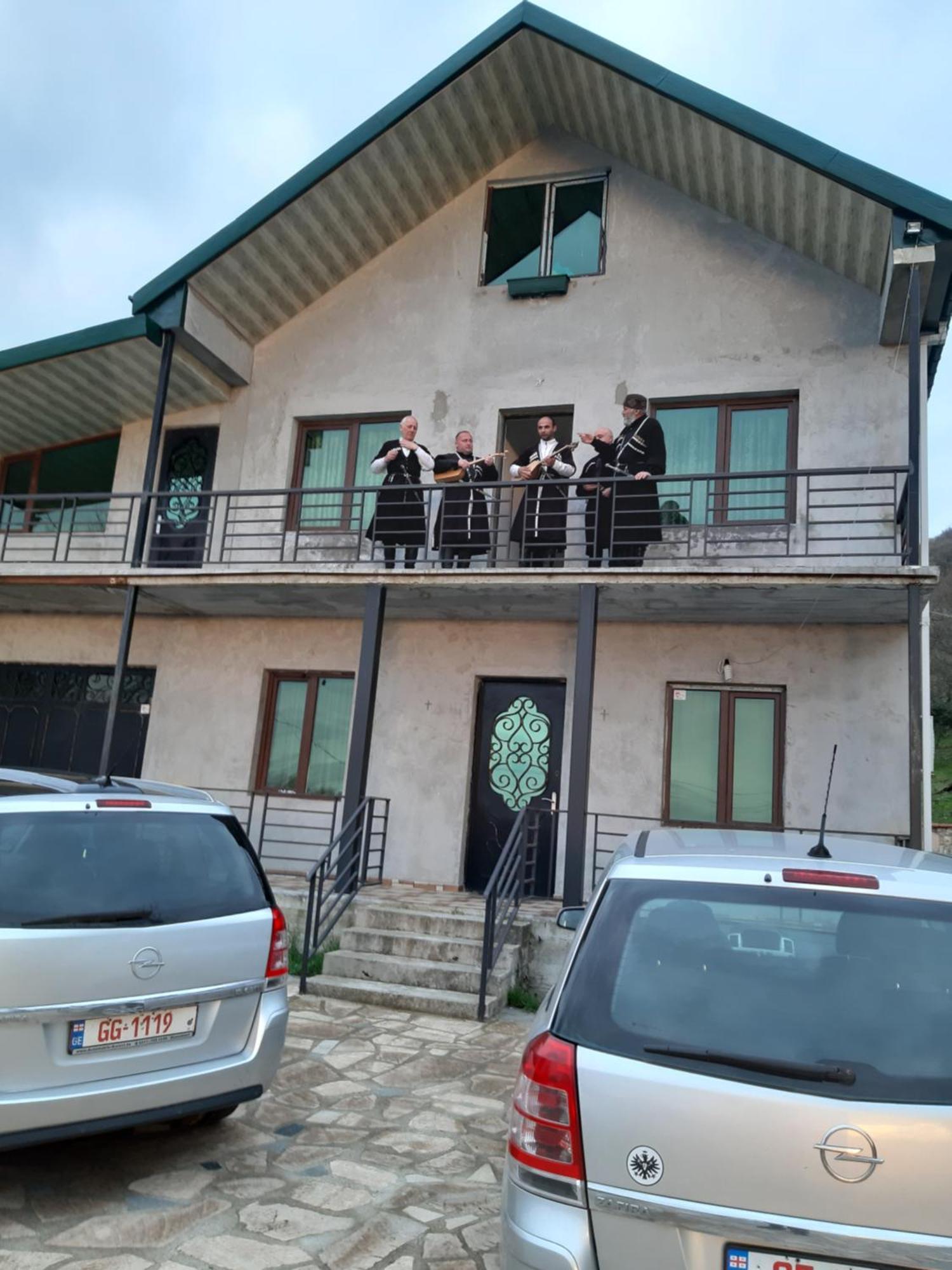 Guest House Godogani Kültér fotó