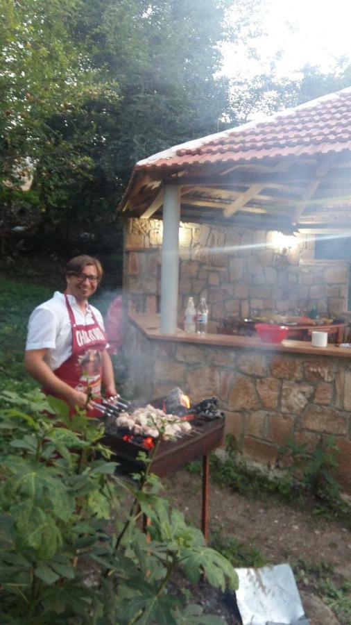 Guest House Godogani Kültér fotó