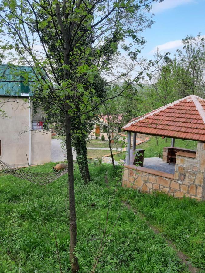 Guest House Godogani Kültér fotó