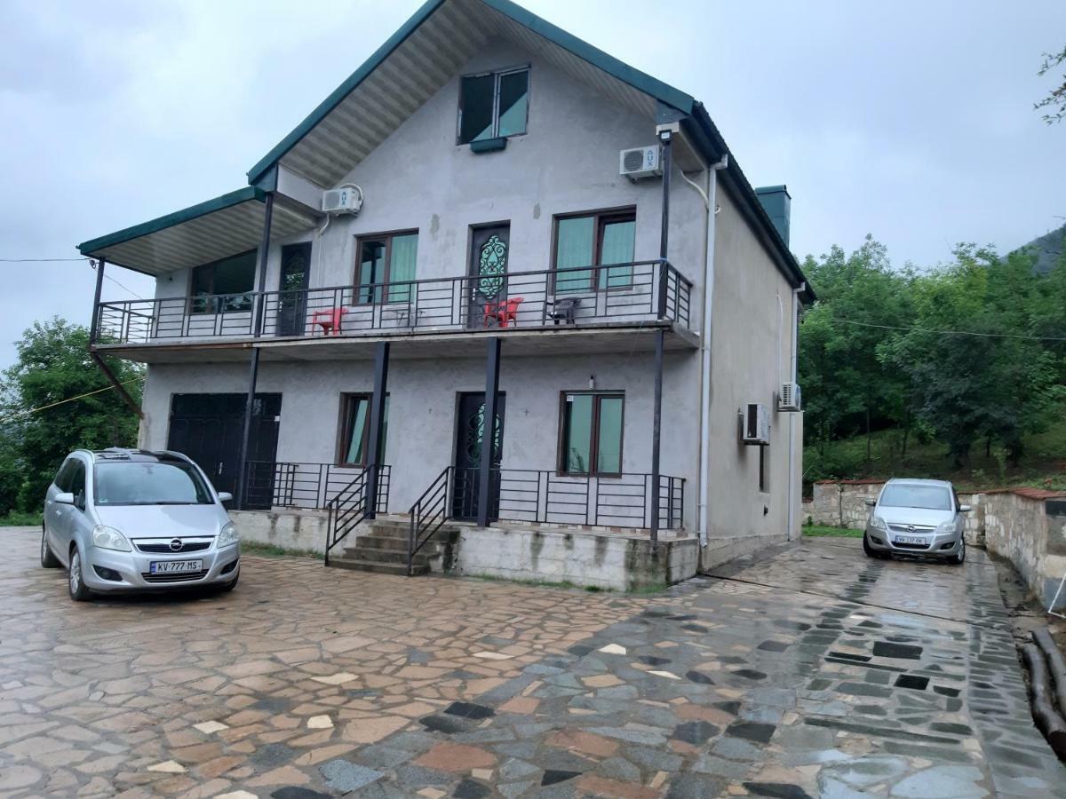 Guest House Godogani Kültér fotó